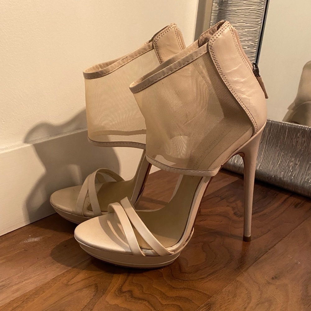 BCBG Max Azria | Size 8 Nude Heels